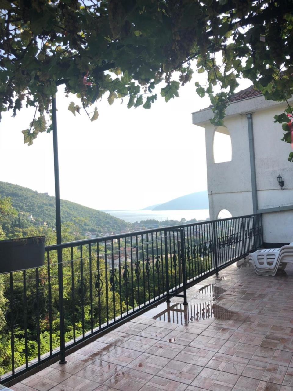 Guest House Cvoro Herceg Novi Extérieur photo